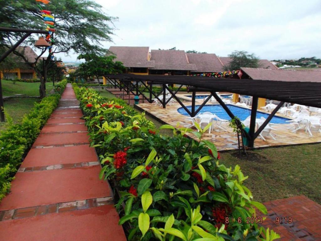 Winterville Luxury Duplex: Poolside Paradise with Parking Gravata  Exterior photo